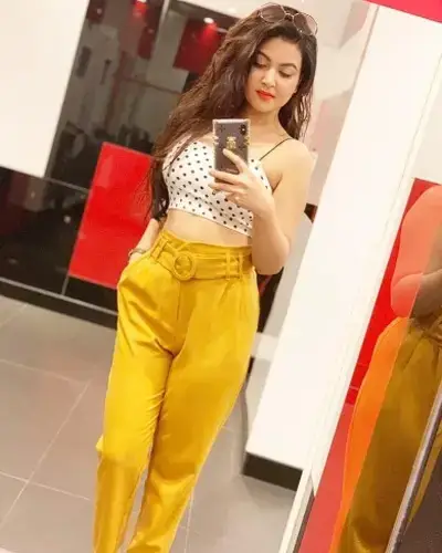 Samana Escort